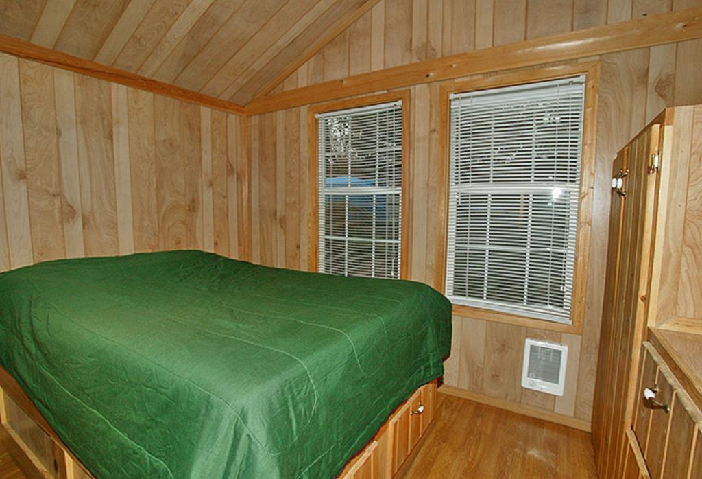 Arrowhead Camping Resort Deluxe Cabin 4 Douglas Center Exterior foto